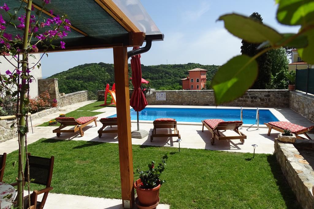 Villa Letizia Oprtalj 객실 사진
