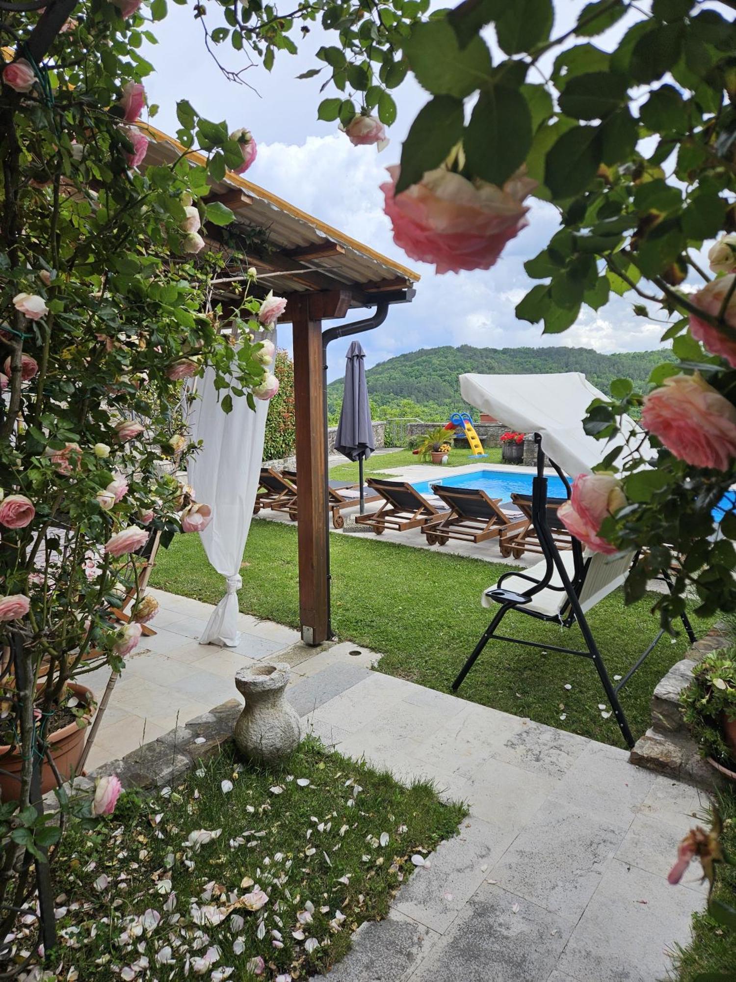 Villa Letizia Oprtalj 외부 사진