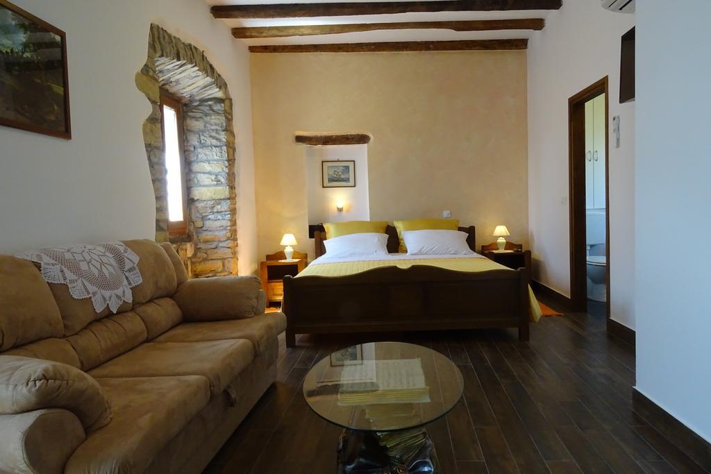 Villa Letizia Oprtalj 객실 사진