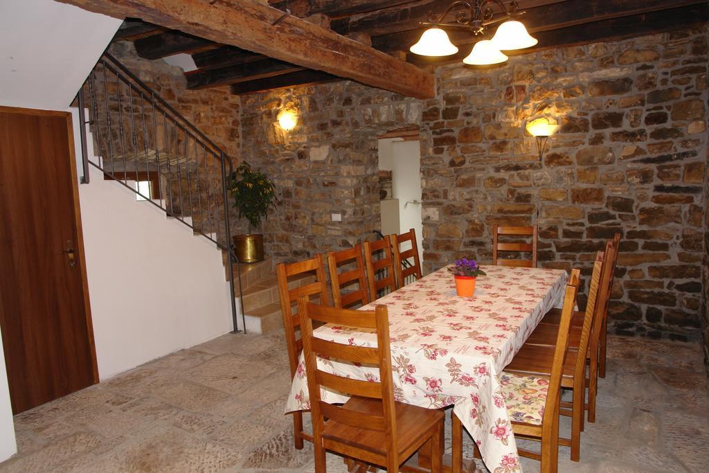 Villa Letizia Oprtalj 객실 사진